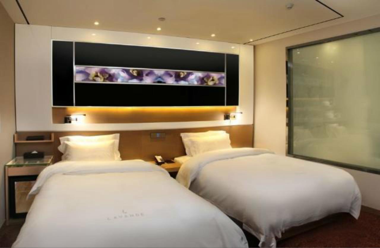 Lavande Hotel Zhuhai Gongbei Port Square Esterno foto